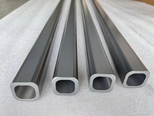 SSiC-vierkante balk met hoge temperatuursterkte, oxidatieweerstand en superieure thermische beheersing voor industriële ovens