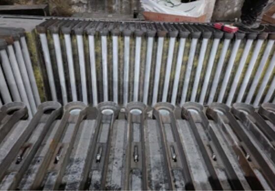 SiC Verwarmingselement met 1500°C Maximale Bedrijfstemperatuur, Corrosiebestendig en Hoge Thermische Efficiëntie voor Industriële Kilns