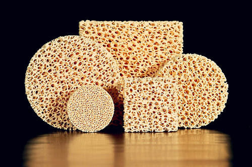 FILTERS VAN HET ZIRCONIUMDIOXYDE DE CERAMISCHE SCHUIM VOOR FILTRATIE VAN GIETIJZER EN NON-FERROlegeringen