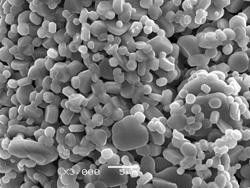 99.7% Al2o3 Gecalcineerde Alumina