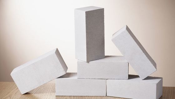 99.2% Al2O3 Alumina de Hoge zuiverheid die van Bellenbakstenen Firebrick isoleren
