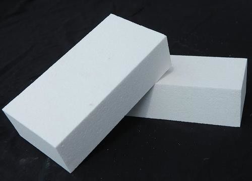 99.51% Al2O3 Hoge Alumina van Korundbakstenen Vuurvaste Bakstenen 1800 c-de Diensttemperatuur