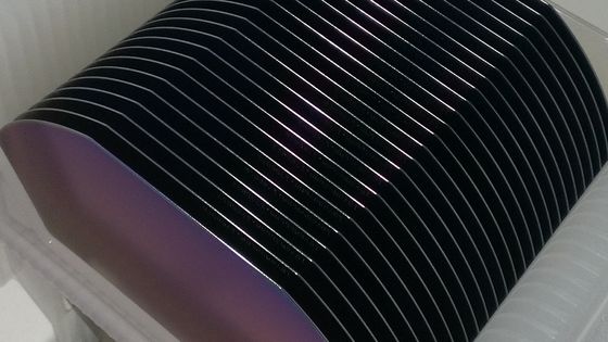 2 duim aan het Wafeltje van 4 Duimduitsland aan Micro- Elektronika en Opto Elektronische industrie